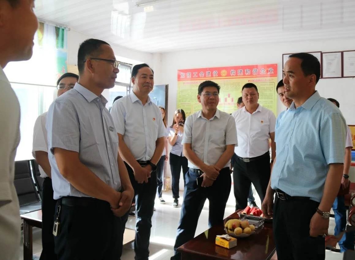 玉门市委书记胡志勇莅临甘肃普罗生物科技有限公司调研指导工作